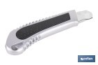 Cúter profesional de aluminio | Hoja negra SK2 | Sistema de bloqueo automático | Zona antideslizante | Disponible en 2 medidas - Cofan