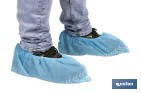 Cubrezapatos desechables antideslizantes | Material: polipropileno | Color: azul | Talla única | Disponible en packs de 100 unidades - Cofan