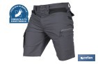 FRIGG GREY AND BLACK WORK SHORTS | STRETCH, LIGHTWEIGHT SHORTS WITH MULTIPLE POCKETS AND LUMBAR REINFORCEMENTS | MATERIALS: 65% POLYESTER, 32% COTTON | AVAILABLE IN WIDE RANGE OF SIZES
