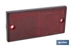 Catadióptrico rectangular con agujeros | Tornillos no incluidos | Producto homologado | Disponible en 3 colores diferentes | Medidas: 106 x 50 mm - Cofan