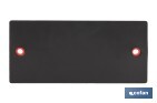 Catadióptrico rectangular con agujeros | Tornillos no incluidos | Producto homologado | Disponible en 3 colores diferentes | Medidas: 106 x 50 mm - Cofan