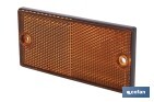 Catadióptrico rectangular con agujeros | Tornillos no incluidos | Producto homologado | Disponible en 3 colores diferentes | Medidas: 106 x 50 mm - Cofan