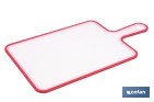 Tabla de corte antideslizante con mango ergonómico | Materiales: PP + TPE | Color: blanco con borde rojo | Disponible en diferentes medidas - Cofan