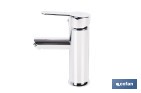Grifo monomando para lavabo con acabado cromado | Incluye latiguillos de acero inoxidable | Gama Évian - Cofan
