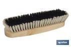 Cepillo de ropa con fibras de PVC | Cerdas suaves y resistentes | Mango ergonómico de madera | Longitud: 18,5 cm - Cofan