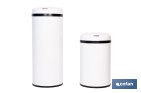 Cubo de basura con sensor de movimiento | Apertura automática y cubo interior extraíble | Disponible en diferentes colores y capacidades - Cofan