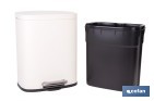 Cubo de basura beige con pedal y cubo interior | Papelera metálica para baño y cocina con cierre suave | Recubrimiento antihuellas | Disponible en diferentes capacidades - Cofan