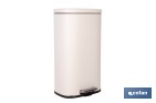 Cubo de basura beige con pedal y cubo interior | Papelera metálica para baño y cocina con cierre suave | Recubrimiento antihuellas | Disponible en diferentes capacidades - Cofan