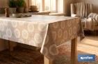 Rollo de hule estampado esfera silvestre | Materiales: polipropileno y PVC | Gran resistencia a líquidos y manchas | Fácil limpieza | Medidas 1,40 x 20 m - Cofan