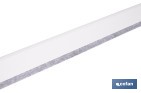 Burlete basculante de madera sostenible | Fijación mediante bisagra | Longitud de 91,5 cm | Disponible en diferentes acabados - Cofan