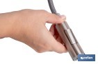 Grifo de cocina extensible giratorio 360° | Material: acero inoxidable 304 | Rociador con 2 funciones | Cartucho cerámico de Ø35 mm | Latiguillos de 50 cm - Cofan