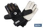 GOALKEEPER GLOVES