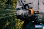 Spray gun with 7 spray patterns and thumb control design - Cofan