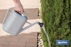 Regadera gris con cabezal desmontable de HDPE | Resistente, ligera 100 % reciclable con capacidad de 6 litros - Cofan