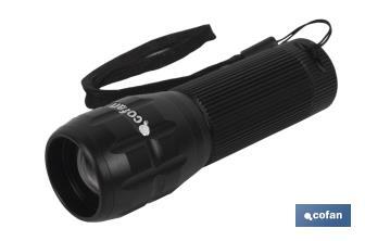 Linterna Aluminio LED ZOOM 3.7 x 12cm - Cofan