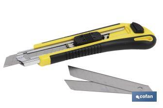 Cúter con cuchillas intercambiables | Incluye cuchillas de repuesto | Medida de la cuchilla: 18 mm - Cofan