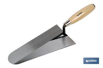 Forged round tip trowel, Portugal Model | Available in various lengths | Suitable for construction industry | Wooden handle - Cofan