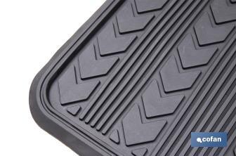 Alfombrillas de PVC universales para coche | Set de 4 alfombras | Antideslizantes y ajustables - Cofan