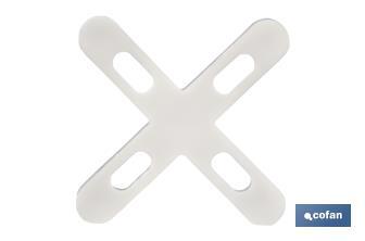 Highly resistant cross-shaped tile spacers for tiling projects | Available in different sizes and packaging - Cofan