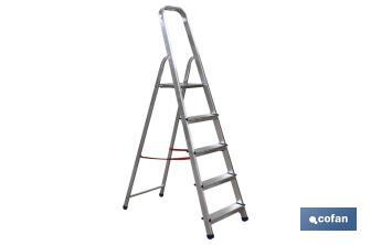 Scala di alluminio per uso domestico da 2 a 8 gradini | Dimensioni: da 0,41 a 2,41 metri di altezza | Normativa EN 131 - Cofan