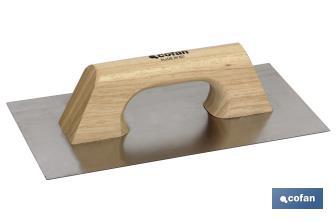 Llana lisa sin tornillos en acero Inoxidable | Mango de madera | Medidas 300 X 150 X0,6 - Cofan