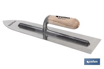 Llana autonivelante fabricada en acero carbono y mango de madera | Con forma de punta aguda | Medidas 400 X 110 X 1,0 mm - Cofan