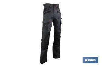 Calças De Trabalho, Flex, Modelo Jano, Slim Fit, Composição 97,76%  Algodão e 2,24% Elastano, Cor Azul Marinho/Preto