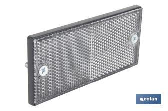 Catadióptrico rectangular con tornillos para fijar a vehículos | Producto homologado | Medidas: 106 x 50 mm | Disponible en 3 colores - Cofan