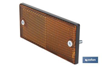 Catadióptrico rectangular con tornillos para fijar a vehículos | Producto homologado | Medidas: 106 x 50 mm | Disponible en 3 colores - Cofan