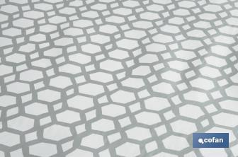 Rouleau de nappe antitache avec impression numérique avec un design d'hexagones | 50 % de coton et 50 % de PVC | Dimensions : 1,40 x 25 m - Cofan