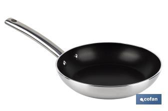 Professional frying pan | Available in two size to choose from | Aluminium and steel handle - Cofan