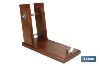 Porta-presunto de madeira com fuso de aço | Medidas 39 x 20,5 x 12,6 cm; | Peso 2,89 kg - Cofan