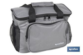 Nevera portátil porta alimentos | Bolsa isotérmica | Correa ajustable | Color: gris oscuro | Medidas: 35 x 23 x 24 cm - Cofan