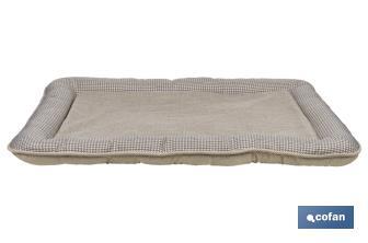 Padded pet bed | Beige | Size: 86 x 57 x 7cm - Cofan