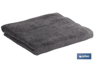 Asciugamano da doccia | Modello Piedra | Grigio antracite | 100% cotone | Grammatura: 580 g/m² | Dimensioni: 70 x 140 cm - Cofan