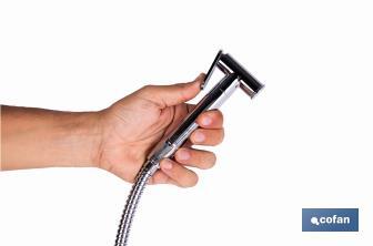 Ducha higiénica para inodoro | Grifo de bidé empotrado | Agua fría y caliente | Manguera incluida | Disponible en acabado negro y cromado - Cofan