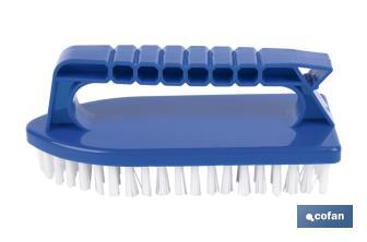 Cepillo de mano para limpiar piscinas | Limpieza eficiente de escalones, juntas y esquinas - Cofan