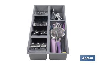 Organizador de cubiertos con separadores para cajón | Cubertero con 7 compartimentos y separadores modulares | Color: gris | Material: polipropileno - Cofan
