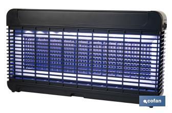 Lámpara LED antiinsectos con enchufe| Potencia: 13 W | Descarga Eléctrica: 4000 V | Área: 200 m² | Protégete contra los insectos - Cofan