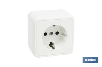 Grounding square wall socket | White | 16A - 250V - Cofan