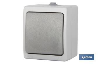 Interruptor - Conmutador Estanco IP44 | Para exteriores | 10A 250V | Color gris - Cofan