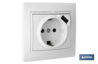 2-pin socket base | Pacific Model | Mono-block with shutter | It includes 1 USB port - Cofan