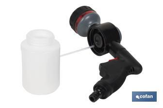 Pistola de riego con 6 posiciones ajustables y depósito para dispensador de jabón de 500 ml - Cofan