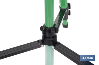 Ducha de jardín con trípode | Altura regulable | 2 funciones: ducha y nebulización | Conector universal incluido | Altura máxima: 162 cm - Cofan