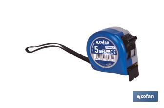 Flexómetro estándar | Carcasa resistente de ABS | Botón de bloqueo | Gancho no magnético | Funda antichoque | Disponible con cinta de 3, 5 y 8 metros de longitud - Cofan